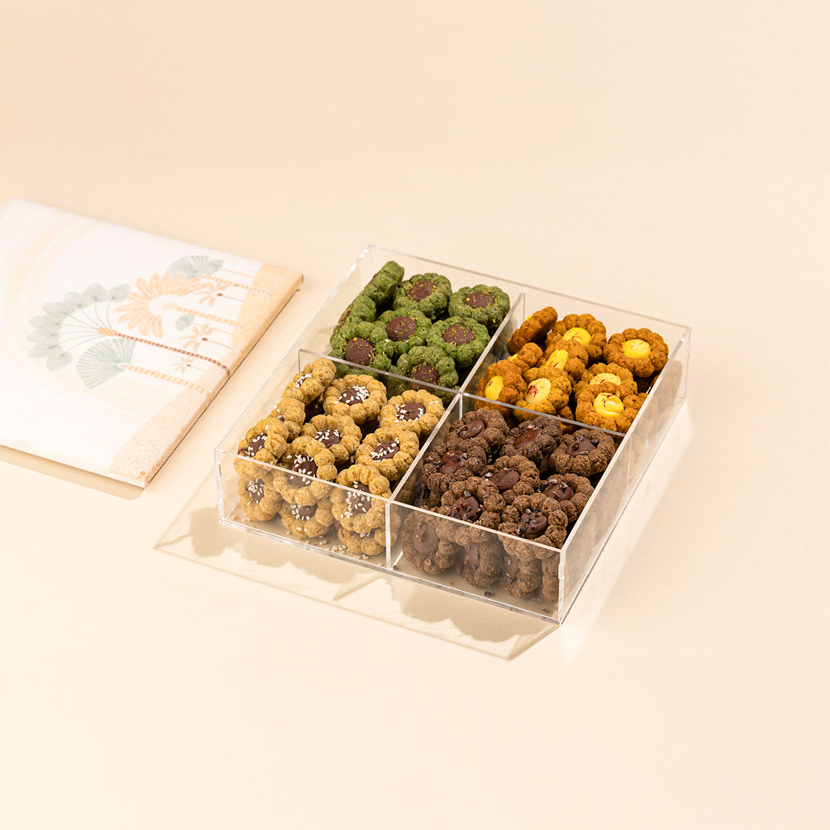 Mix Ghuraibah Box – PASTRY + COFFEE