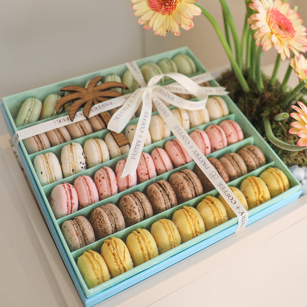 Macaroons Tray - 54 Pcs